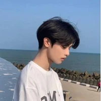 ไออุ่น (นายเอก)
