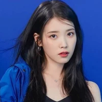 IU ( seketaris Lisa )
