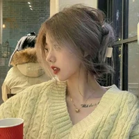 ไอญ่า(เพื่อนนางเอก)