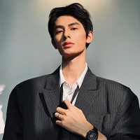 ไบร์ท(เพื่อน พ.อ)💚