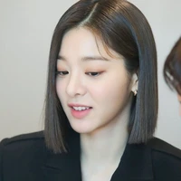 ดาว(แม่พระเอก)