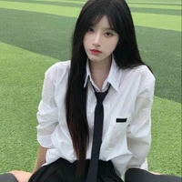 จูน // กระหรี่ , พี่สาวเจน