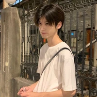 โดจิน ( นายเอก )