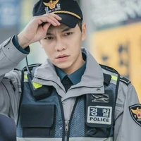 Polisi