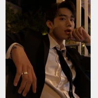จิน//พ่อ น.อ.