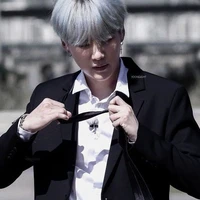 จอห์น