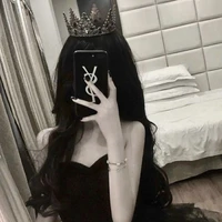 ดาว//นางเอก