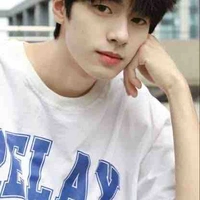 บอล(เพื่อนในห้อง)
