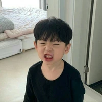 อากิ(หลานโอโซน)