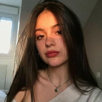 Tania Ruiz (18 años)