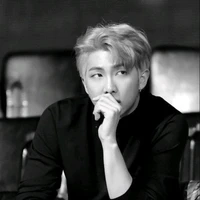 ดนัย//เพื่อนพระเอก