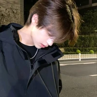 ซัน ซัน (พ.อ)
