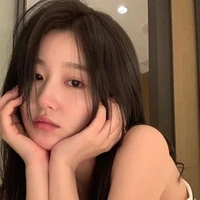 มีนอา