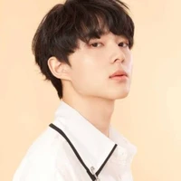 บาส//นายเอก