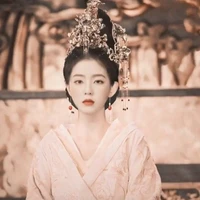 Irene(1st concubine)
