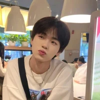 เฟรม(นายเอก)