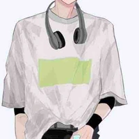 ไบรท์(รองหัวหน้าห้อง+พระเอกมั้ง)