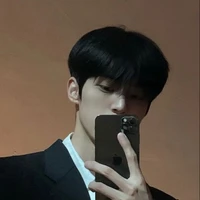 เฮียอี้(พระเอก)