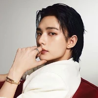 HWANG HYUNJIN