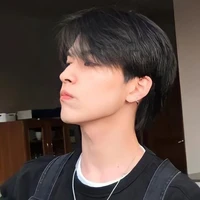 ไวท์(พระเอก)