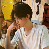 เเบล็ค//เพื่อนพ.อ+น.อ🌈