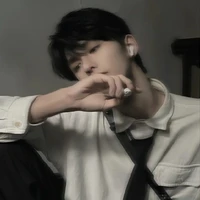 ไนท์🤧เพื่อนนายเอก