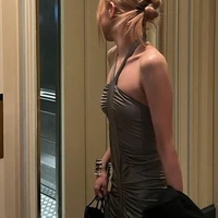 เนส(กระหรี่กีบาน)