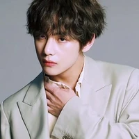Taehyung (V)