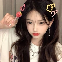 RAISYA HWANG