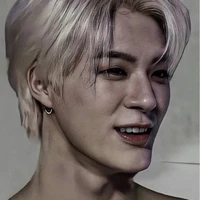 ฉัตร(แฝดน้อง)​