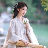 จันทร์เจ้า(เพื่อนสนิทนางเอก)