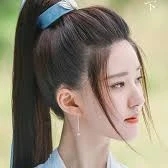 ลู่ซือ(คนในฮาเร็มนางเอก)