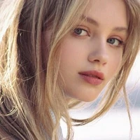 Laura johnson  (fl sister)