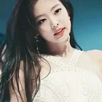 Lana Han naya