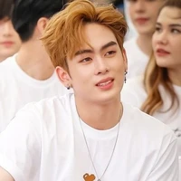 วิว//เพื่อนพอ