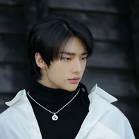 คิว(เพื่อนพระรอง)