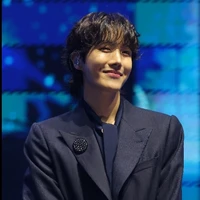 Kim hoseok (Harry)