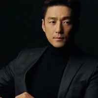 เจมส์ พ่อนอ.