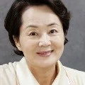 Emma Winston (Nenek Clarissa & David)