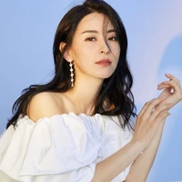 Jiang Yu(wei aunty)