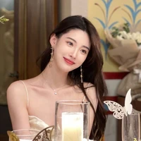 เรนนี่(แม่พระเอก)