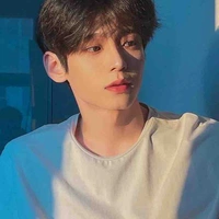 โฟร์🐬💦(นอ.)