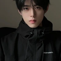 เตอร์ : พระเอก