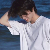 ทิศใต้(เพื่อนพระเอก+น้องนายเอก)