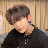 คิน//เพื่อน น.อ