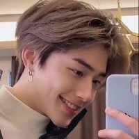 กวิน//มือขวา พ.อ + น้องชายของกิว