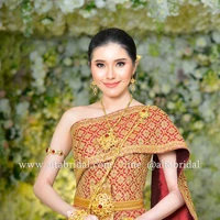 แม่  ( พระเอก)