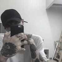 คริส♤