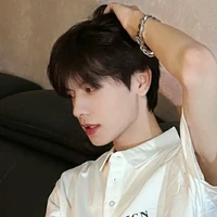 นีออน