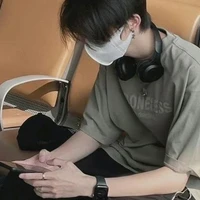 อเล็กซ์(พระเอก)